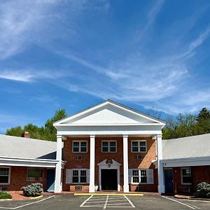 Governor House Inn Arlington/Falls Church